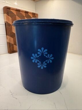 Tupperware Servalier Canister Blue Decorative Floral Motif with Lid